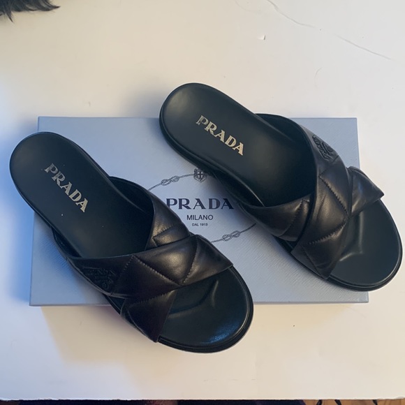 Prada Black Leather Monogram Sandals Size 8 Excellent Condition - Picture 7 of 15
